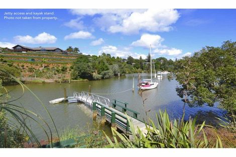 Photo of property in 4 Lensvelt Lane, Kerikeri, 0230
