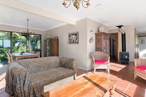 Photo of property in 30 Ngapeke Road, Welcome Bay, Tauranga, 3175