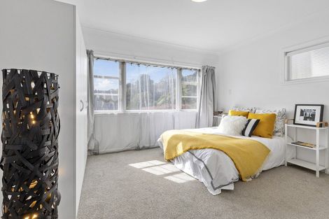 Photo of property in 45 The Drive, Tawa, Wellington, 5028