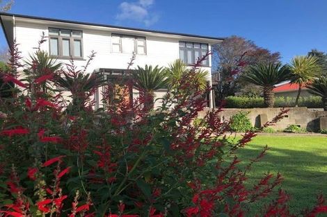 Photo of property in 14 Simla Avenue, Havelock North, 4130