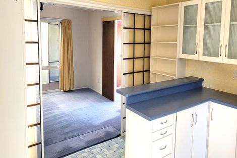 Photo of property in 17 Awanui Drive, Waikanae, 5036