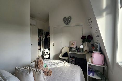 Photo of property in 73 Tuaiwi Street, Manukau, Auckland, 2104