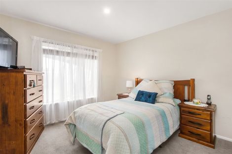 Photo of property in 17 Sweet Waters Place, Woolston, Christchurch, 8023