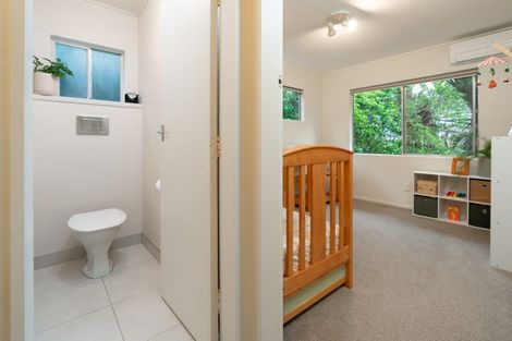 Photo of property in 33 Delhi Crescent, Khandallah, Wellington, 6035