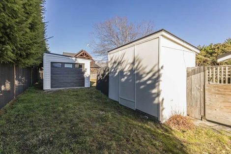 Photo of property in 33 Dungarvon Street, Wanaka, 9305
