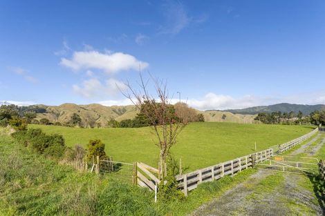 Photo of property in 156 Gear Road, Te Horo, Otaki, 5582