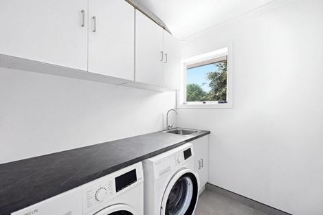 Photo of property in 11a Knightsbridge Place, Dinsdale, Hamilton, 3204