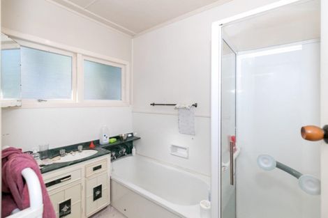 Photo of property in 9 Sutton Crescent, Hillcrest, Hamilton, 3216