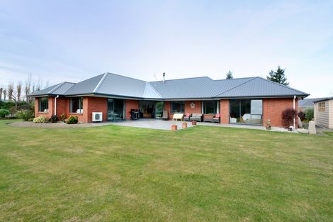 Photo of property in 55 Bell Street, Outram, 9019