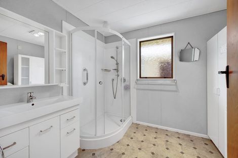 Photo of property in 124 Hamlet Street, Stratford, 4332