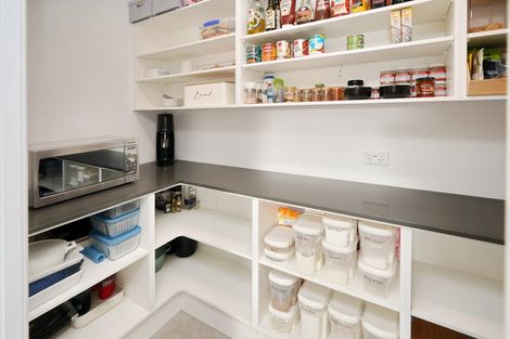 Photo of property in 68 Parsonage Road, Woodend, 7610