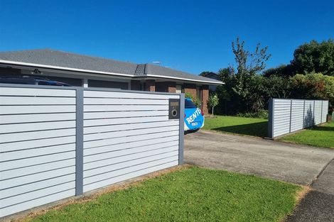 Photo of property in 45 Sunderlands Road, Half Moon Bay, Auckland, 2012