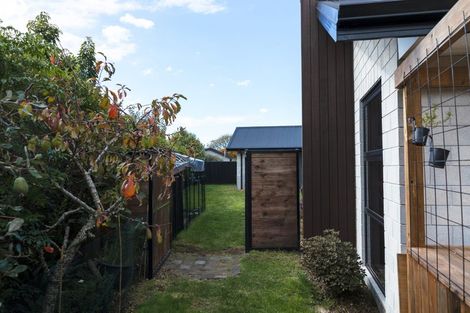 Photo of property in 2a Whitcombe Street, Lepperton, New Plymouth, 4373