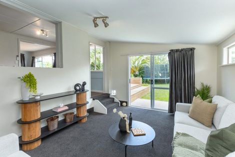 Photo of property in 118 Brandon Street, Featherston, 5710