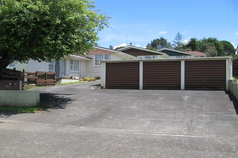 Photo of property in 2/15 Hillside Road, Papatoetoe, Auckland, 2025