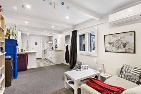 Photo of property in 17 Rakau Road, Hataitai, Wellington, 6021
