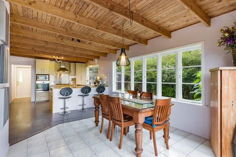 Photo of property in 525 Whitford Road, Whitford, Howick, 2571