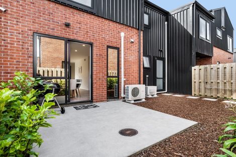 Photo of property in 71 Mangahoe Road, Mount Wellington, Auckland, 1062