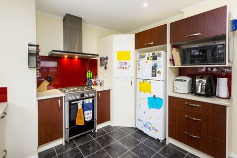 Photo of property in 44 Seddon Street, Wallaceville, Upper Hutt, 5018