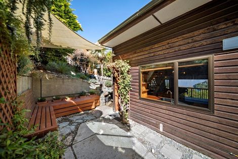 Photo of property in 24b Mckerrow Place, Sunshine Bay, Queenstown, 9300