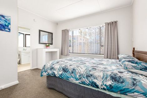 Photo of property in 3 Toru Road, Paraparaumu Beach, Paraparaumu, 5032