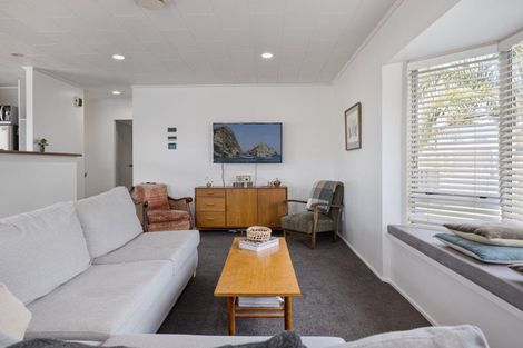 Photo of property in 1097 Papamoa Beach Road, Papamoa Beach, Papamoa, 3118