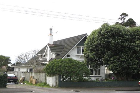 Photo of property in 348 Saint Aubyn Street, Moturoa, New Plymouth, 4310