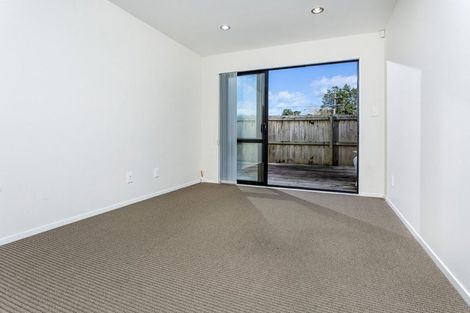 Photo of property in 31/5 Perekia Street, Albany, Auckland, 0632