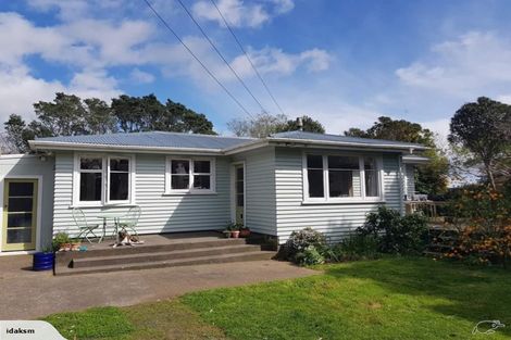 Photo of property in 12a Carthew Street, Okato, 4335