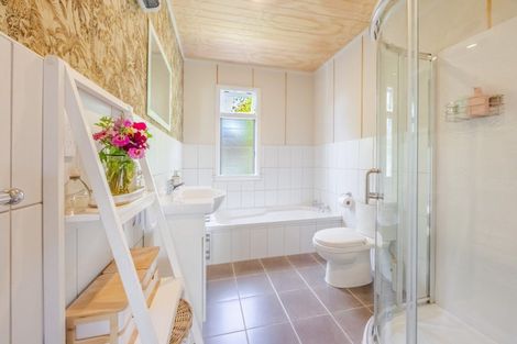 Photo of property in 1/7 Burness Road, Greenmeadows, Napier, 4112