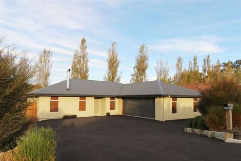 Photo of property in 48 Blue Stone Drive, Waiareka Junction, Oamaru, 9401