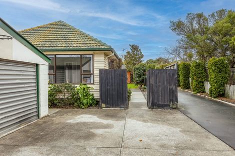 Photo of property in 97 Winters Road, Redwood, Christchurch, 8051