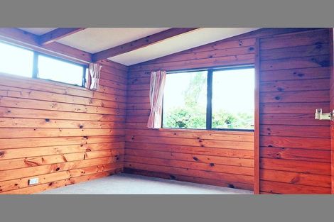 Photo of property in 2/49 Larnoch Road, Henderson, Auckland, 0610