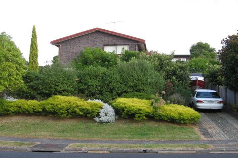 Photo of property in 2 Stapleford Crescent, Browns Bay, Auckland, 0630