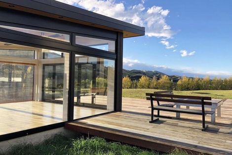 Photo of property in 360a Longbush Road, Hinakura, Masterton, 5884