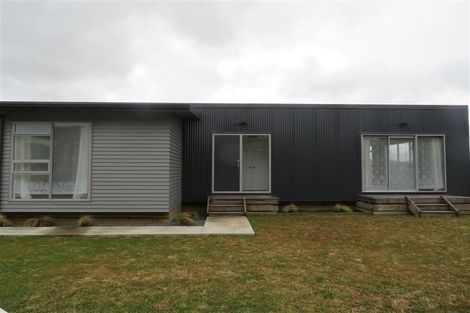 Photo of property in 90 Sunstone Crescent, Timberlea, Upper Hutt, 5018