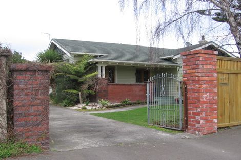 Photo of property in 448 Featherston Street, Palmerston North, 4414