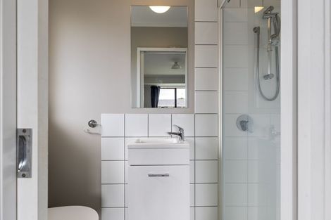 Photo of property in 28 Keeling Street, West End, Palmerston North, 4412