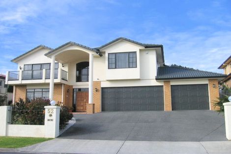 Photo of property in 52 Brooke Ridge Rise, East Tamaki Heights, Auckland, 2016