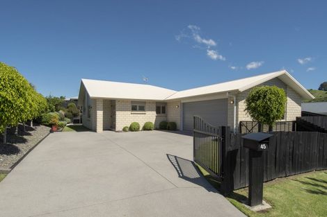 Photo of property in 45 Ballintoy Park Drive, Welcome Bay, Tauranga, 3175