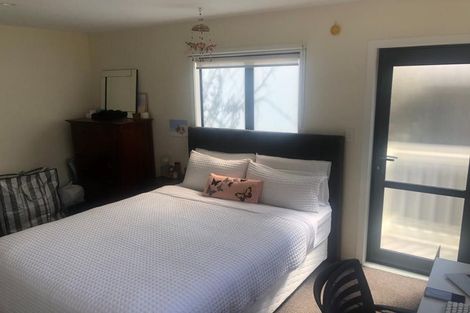 Photo of property in 12 Glendawn Place, Bayview, Auckland, 0629