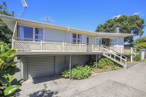 Photo of property in 1/82 Ennis Avenue, Pakuranga Heights, Auckland, 2010