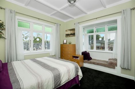 Photo of property in 1/275 Great North Road, Henderson, Auckland, 0612