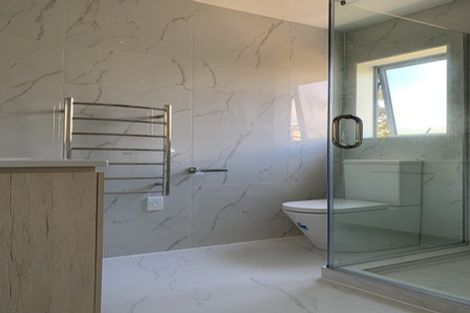 Photo of property in 136a Prince Regent Drive, Half Moon Bay, Auckland, 2012