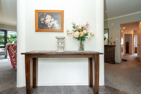 Photo of property in 51 Sunnyhills Avenue, Glenview, Hamilton, 3206