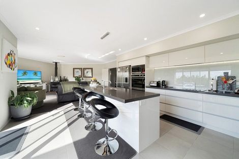 Photo of property in 139 Puke Road, Kumeu, 0891