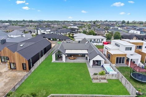 Photo of property in 35 Roy Hilton Drive, Flagstaff, Hamilton, 3210