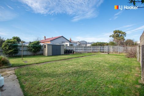 Photo of property in 69 Hargest Crescent, Saint Clair, Dunedin, 9012
