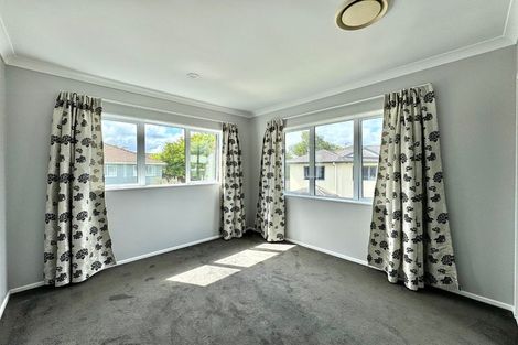 Photo of property in 152 Hill Road, The Gardens, Auckland, 2105