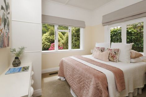 Photo of property in 328 Karori Road, Karori, Wellington, 6012